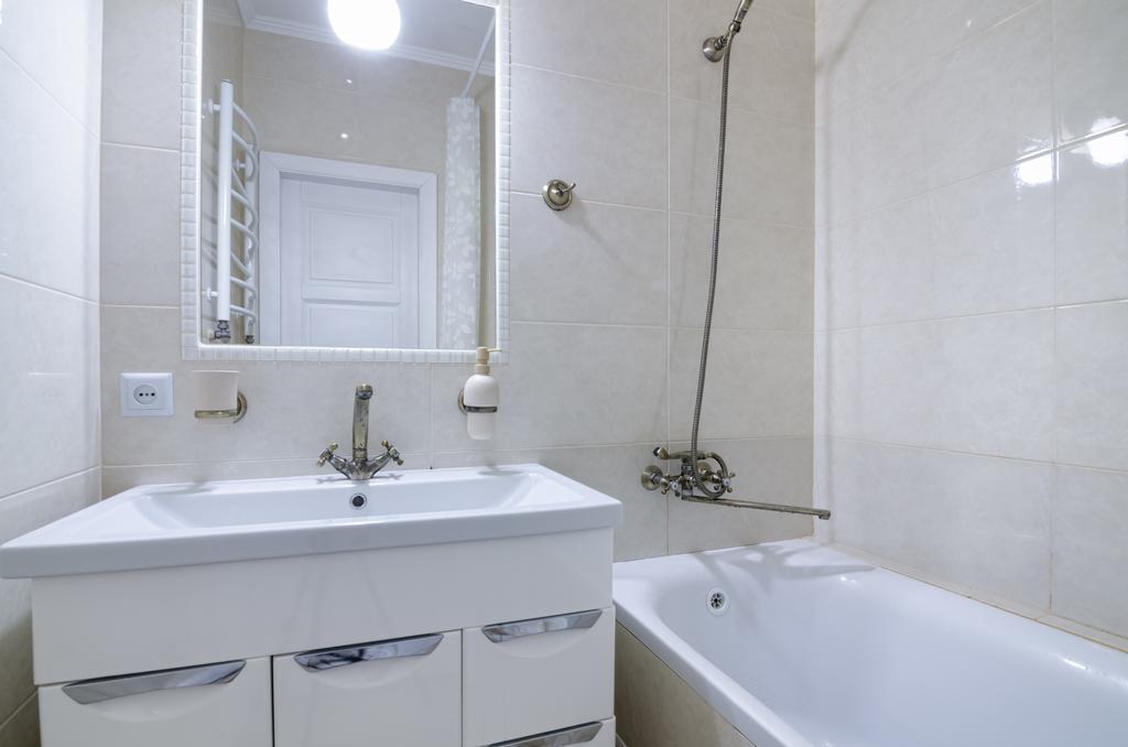 לבוב Apartamenty Kulisha 25 מראה חיצוני תמונה